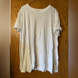 Maurice’s 24/7 White tee